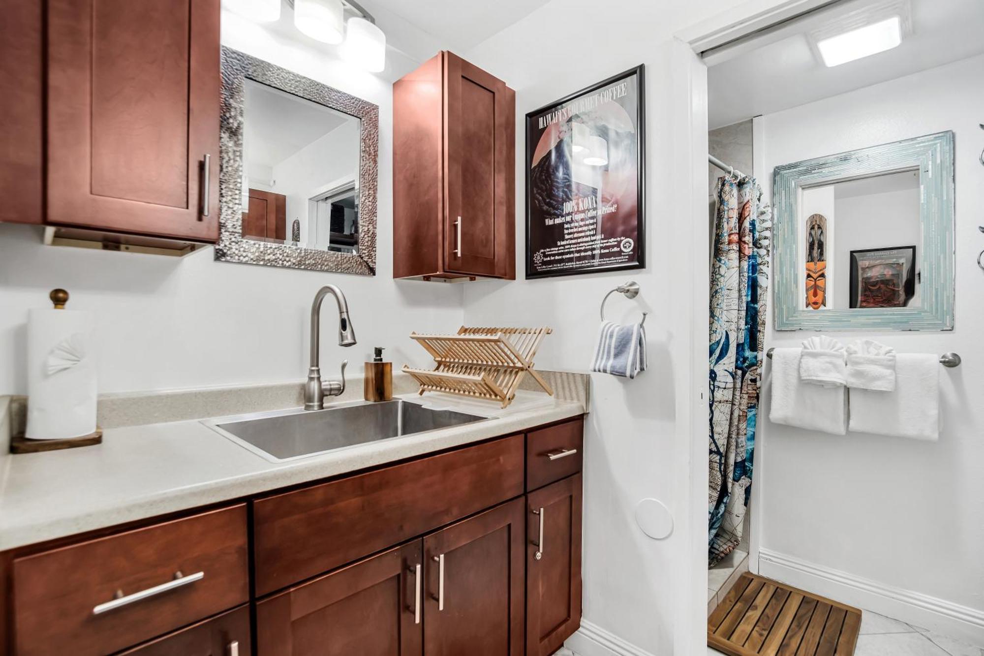 كايلو كونا Downtown Hawaiian Paradise Condo With Hot Tub, Pool & Beach - Kona Islander Inn المظهر الخارجي الصورة